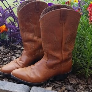 *lowest price* Ariat Boots